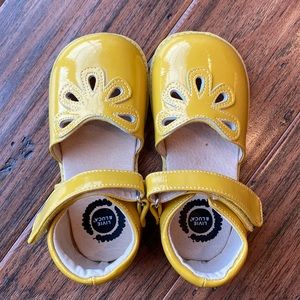 Livie and Luca Little Girls’s Shoes